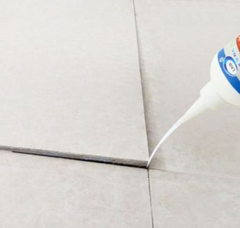 申扎瓷砖空鼓维修公司分享卫生间瓷砖脱落的原因可能有以下几点